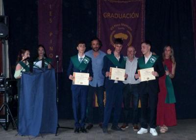 P10409571